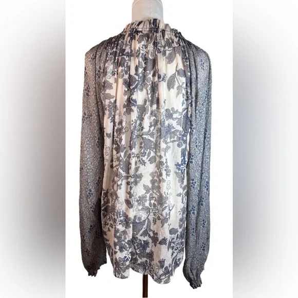 Free People Long Sleeve Floral Print Cottagecore Top Size Large-Flowy Boho - Picture 6 of 7